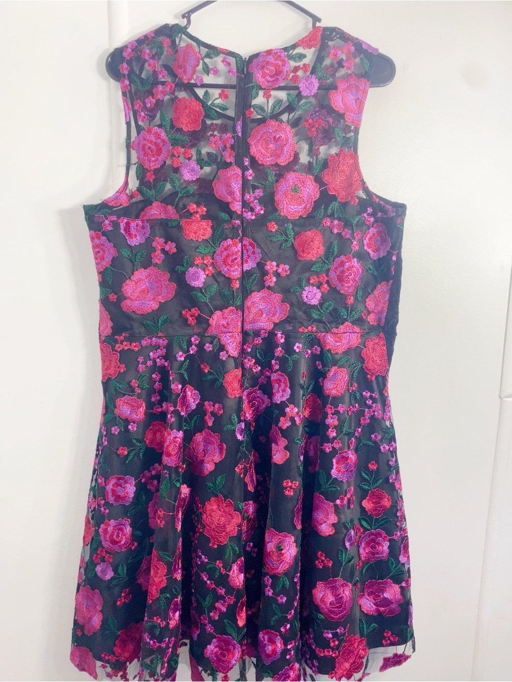Tahari Black Sleeveless Floral Fit & Flare Dress with Pink Embroidery - Picture 6 of 6